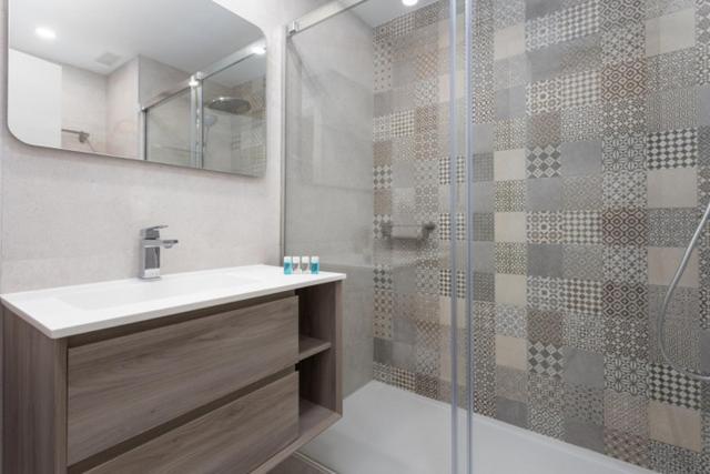 Apartamento Marbella Centro Av. Del Mar Buitenkant foto